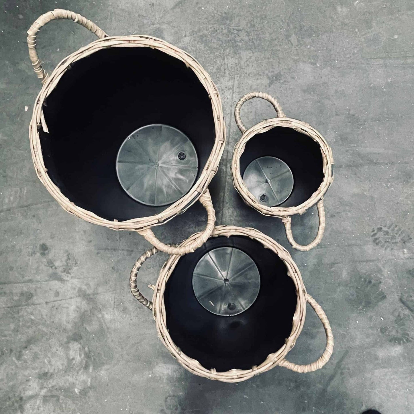 Plantekurv med spand – Stor - VIAMAJA.DK