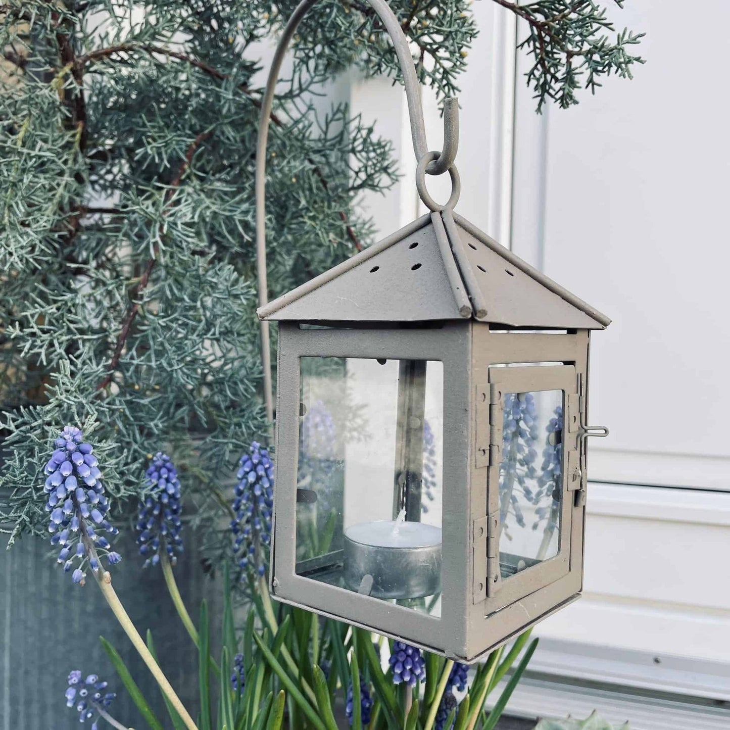Plantekurv m/lanterne - VIAMAJA.DK