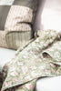 Quilt grön m/faded rose paisley