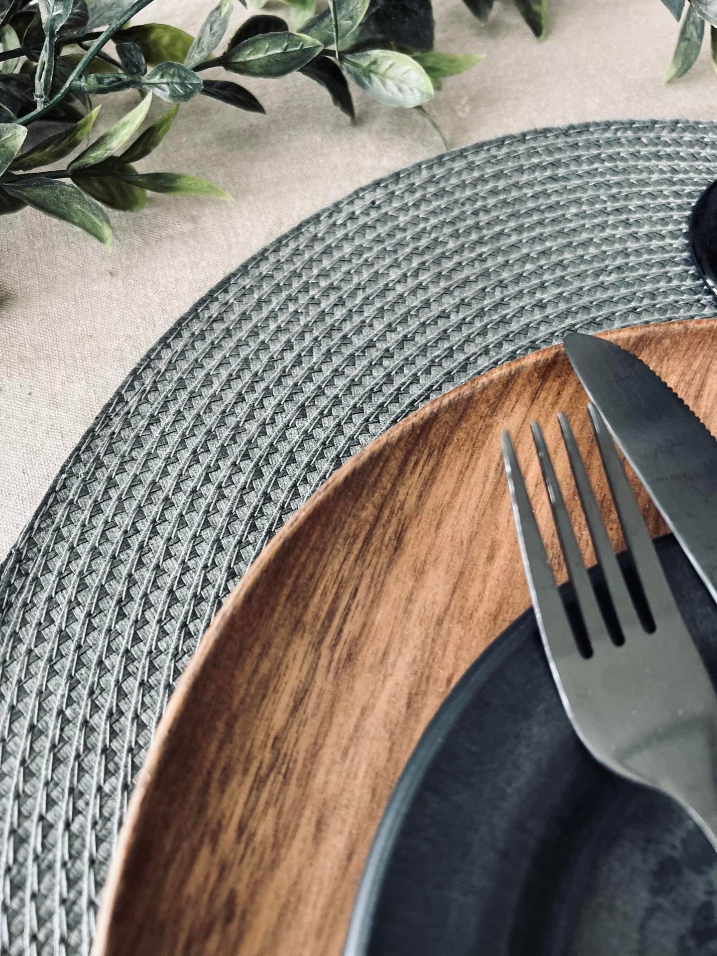 Rund dækkeserviet - Grå - VIAMAJA.DK