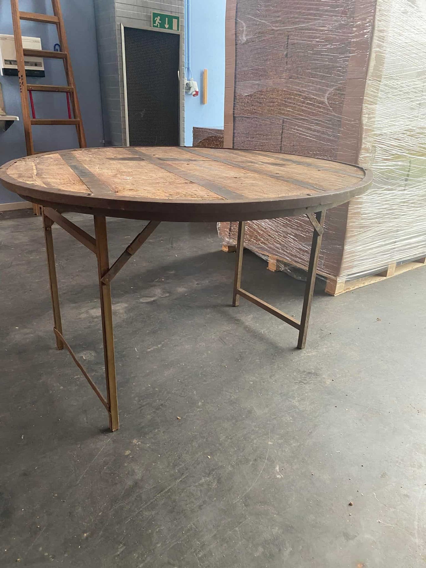 Rustik spisebord - AFHENTER TILBUD - VIAMAJA.DK