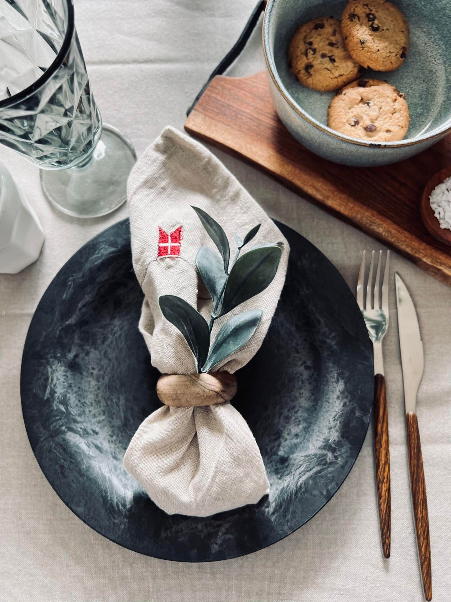 Servietring i akaciatræ - VIAMAJA.DK