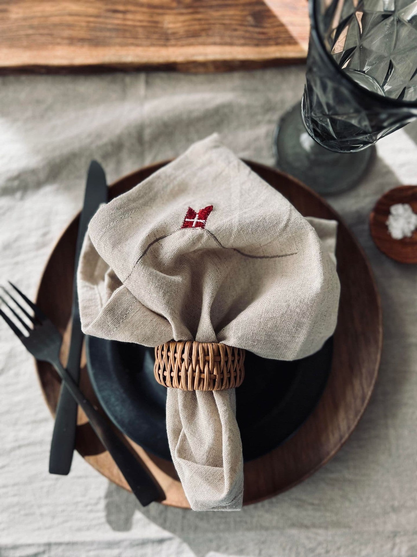 Servietring - Sæt af 4 stk i lys rattan - VIAMAJA.DK