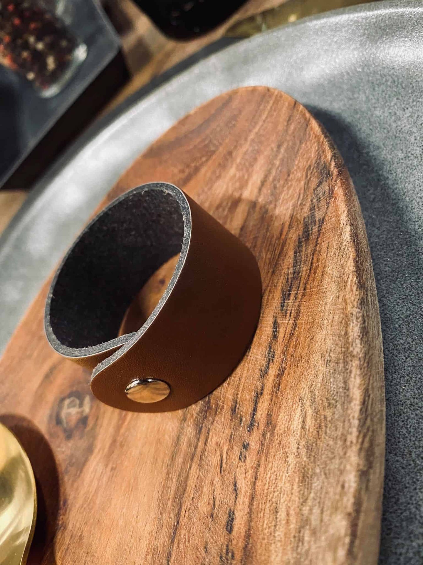 Servietringe Genbrugslæder 6 stk – Cognac læder - VIAMAJA.DK