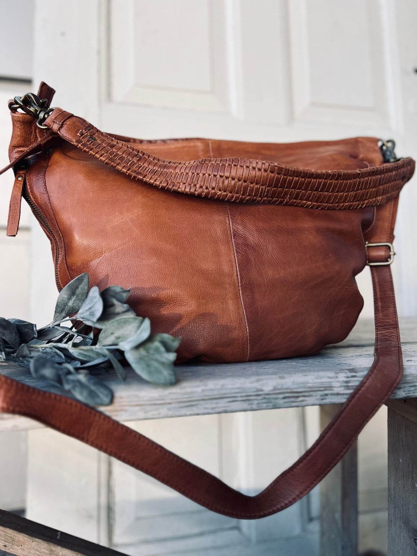 Shopper JACO Walnut - 2 taskeremme medfølger - VIAMAJA.DK