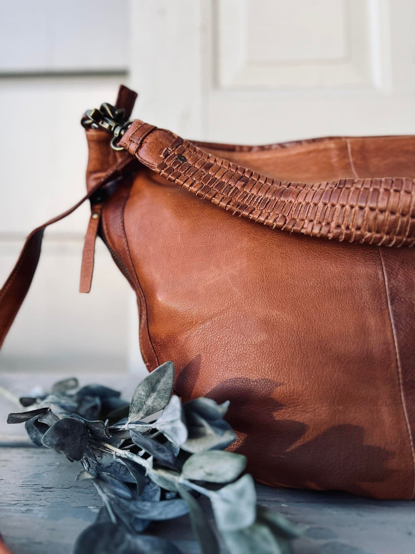 Shopper JACO Walnut - 2 taskeremme medfølger - VIAMAJA.DK