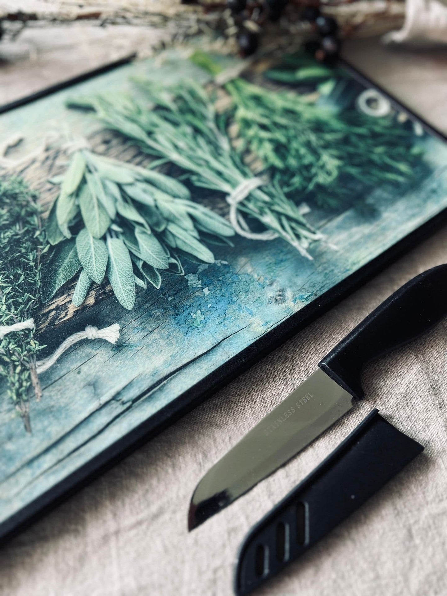 Skærebræt ink kniv - Design Urte-mix - VIAMAJA.DK