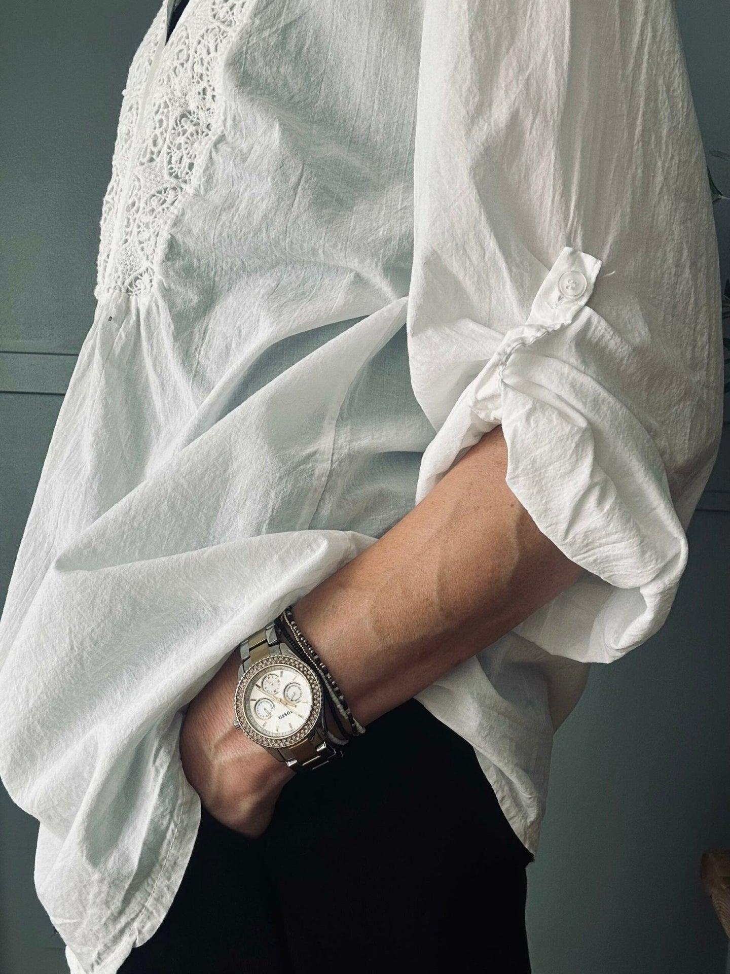 Skjorte Celina med broderi – White - VIAMAJA.DK