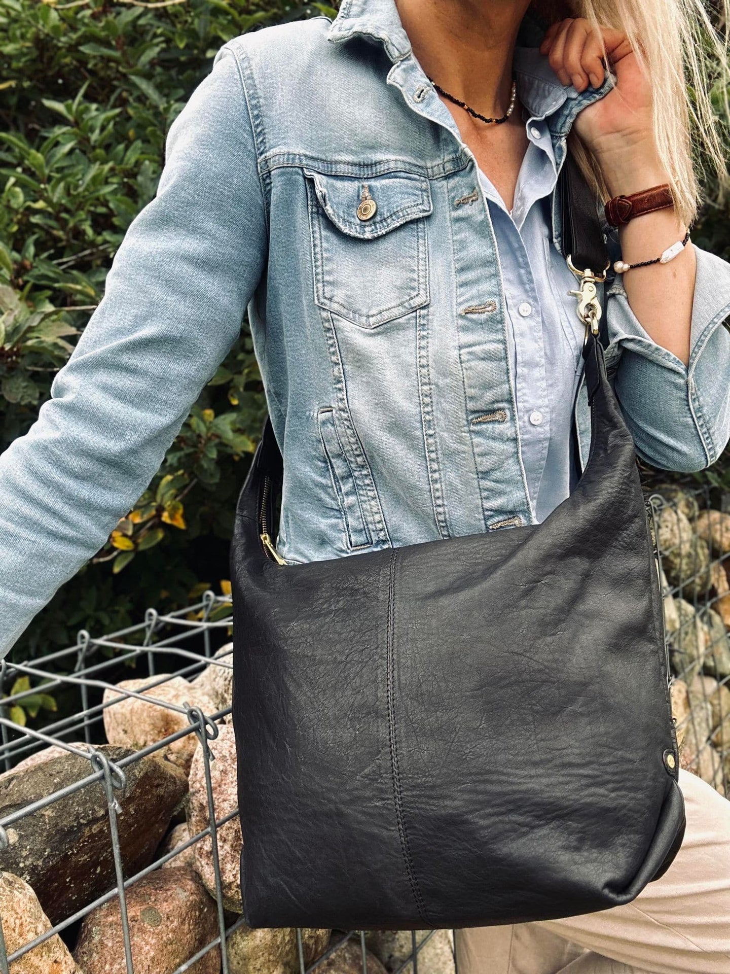 Skuldertaske - Black Marry - VIAMAJA.DK