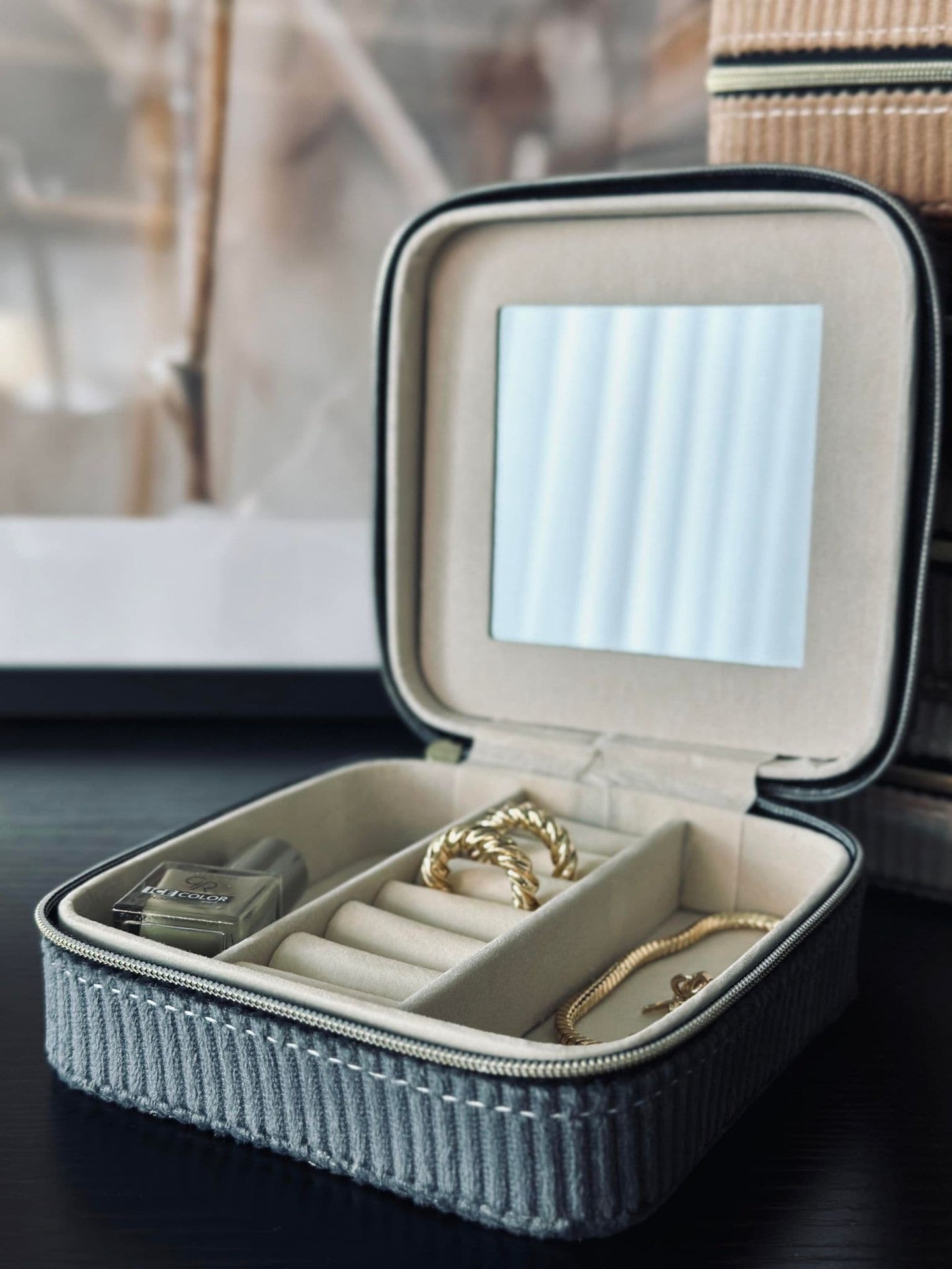 Smykkebox Color mix - 12x12cm - VIAMAJA.DK