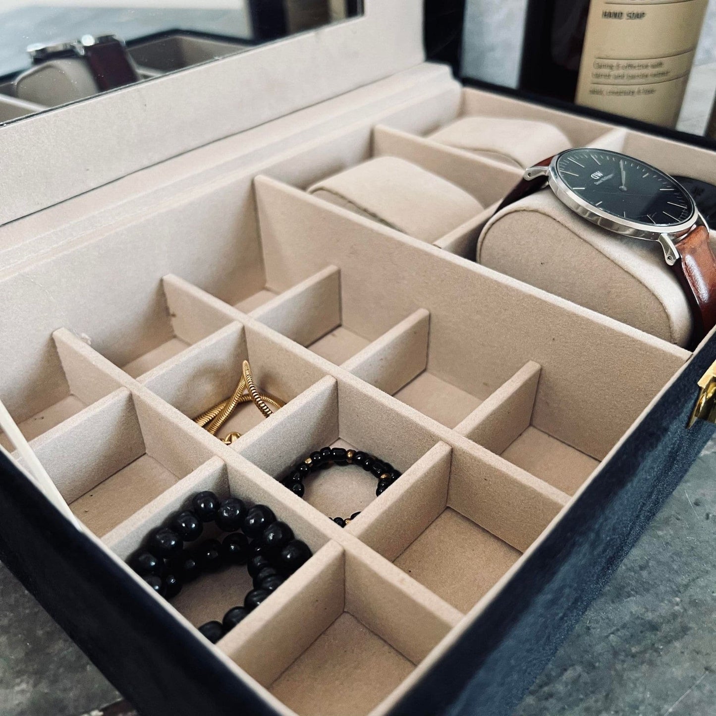 Smykkebox - Sort - VIAMAJA.DK