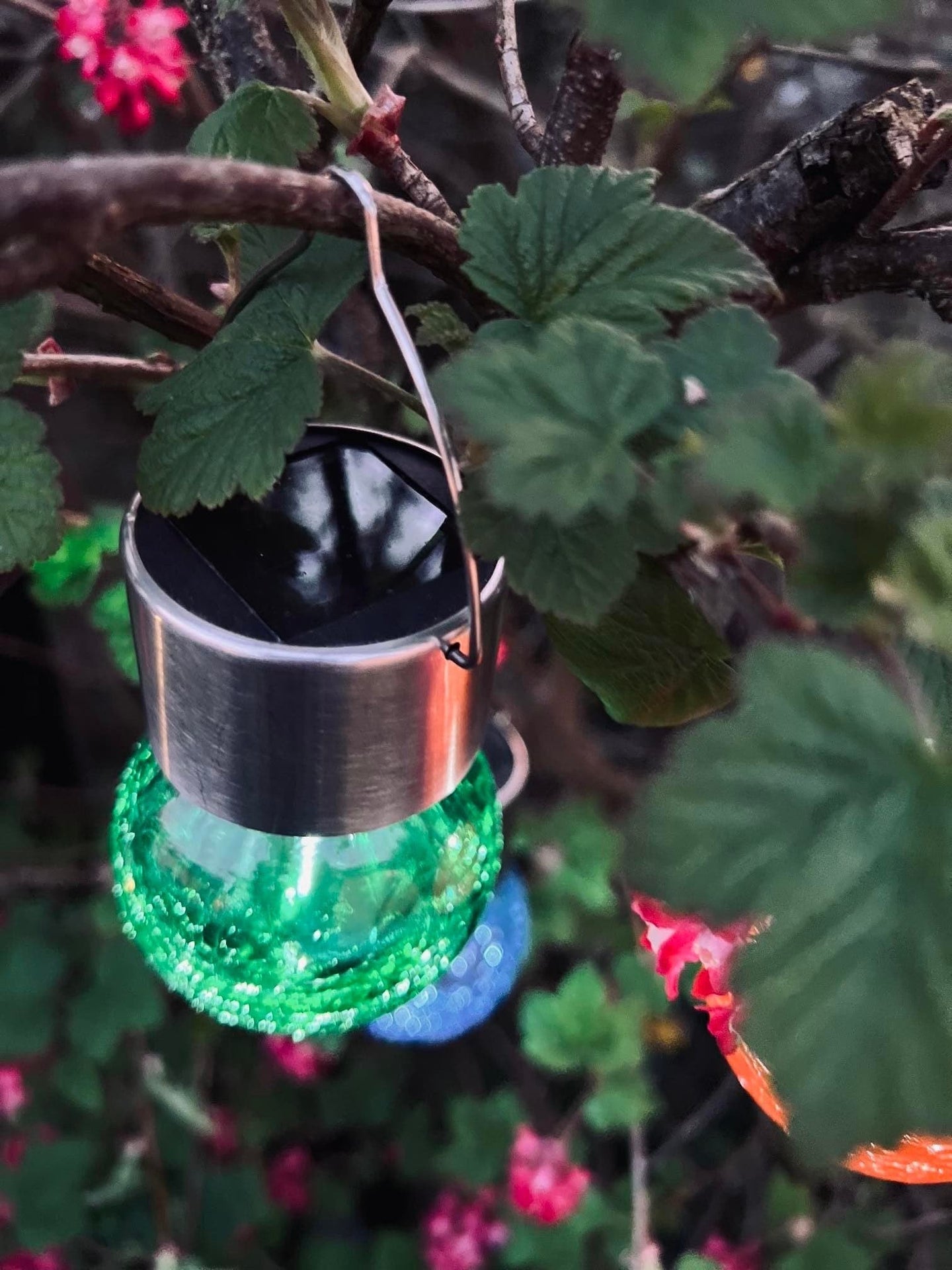 Solcelle LED pære med ophæng - 3 stk COLOR - VIAMAJA.DK
