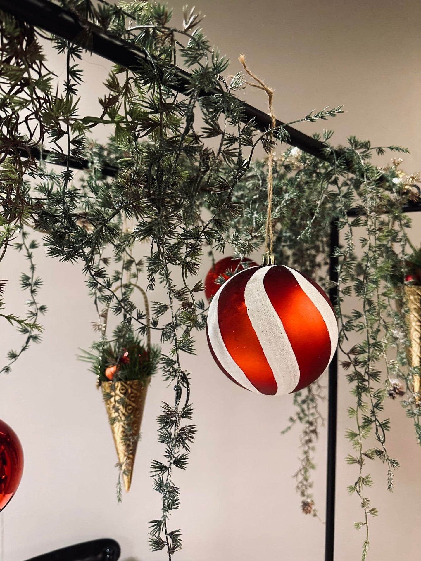 Stativ til bordpynt dobbelt - Justerbar - VIAMAJA.DK