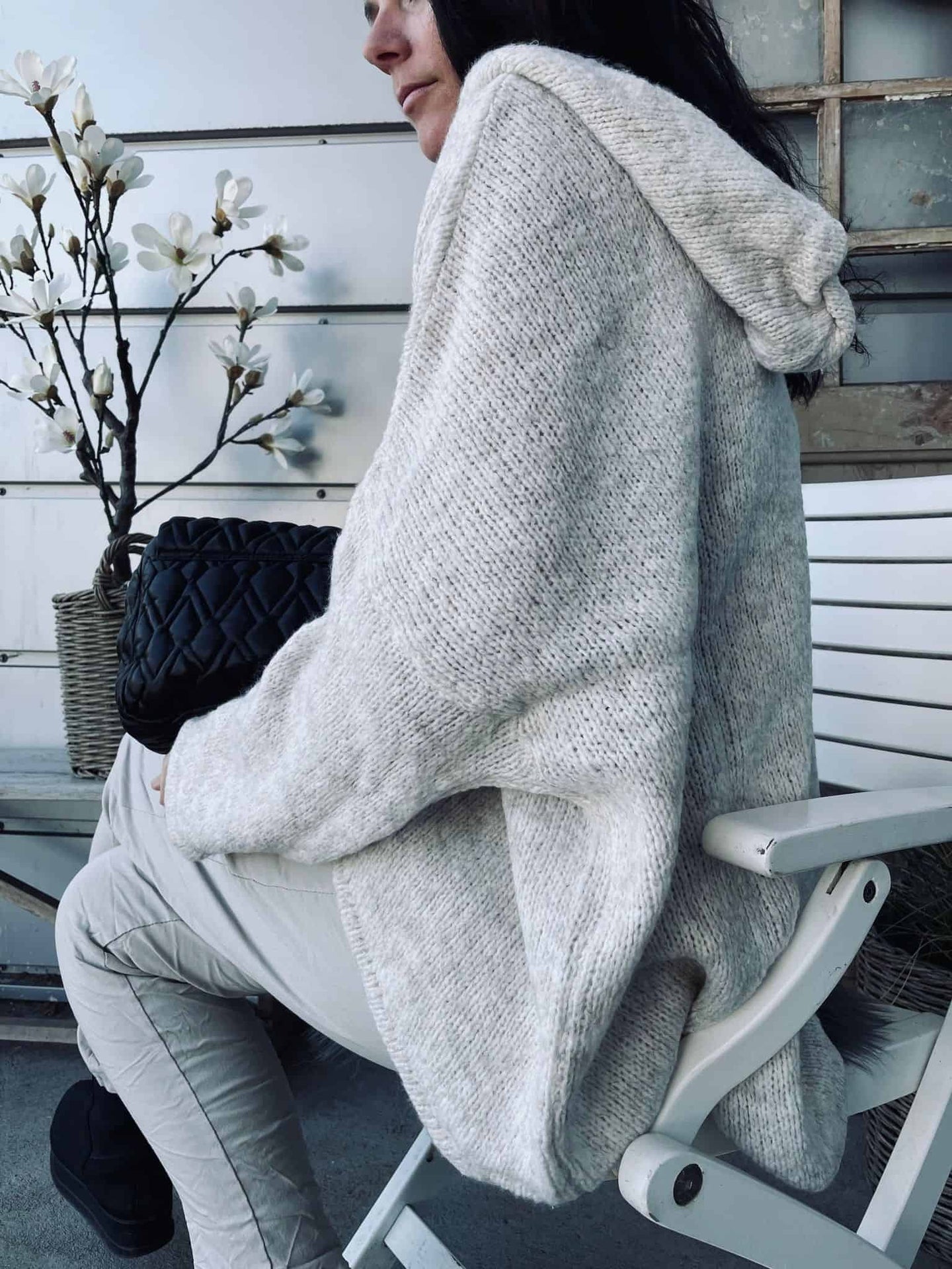 Strik Luvo med hætte - Lys Beige - VIAMAJA.DK