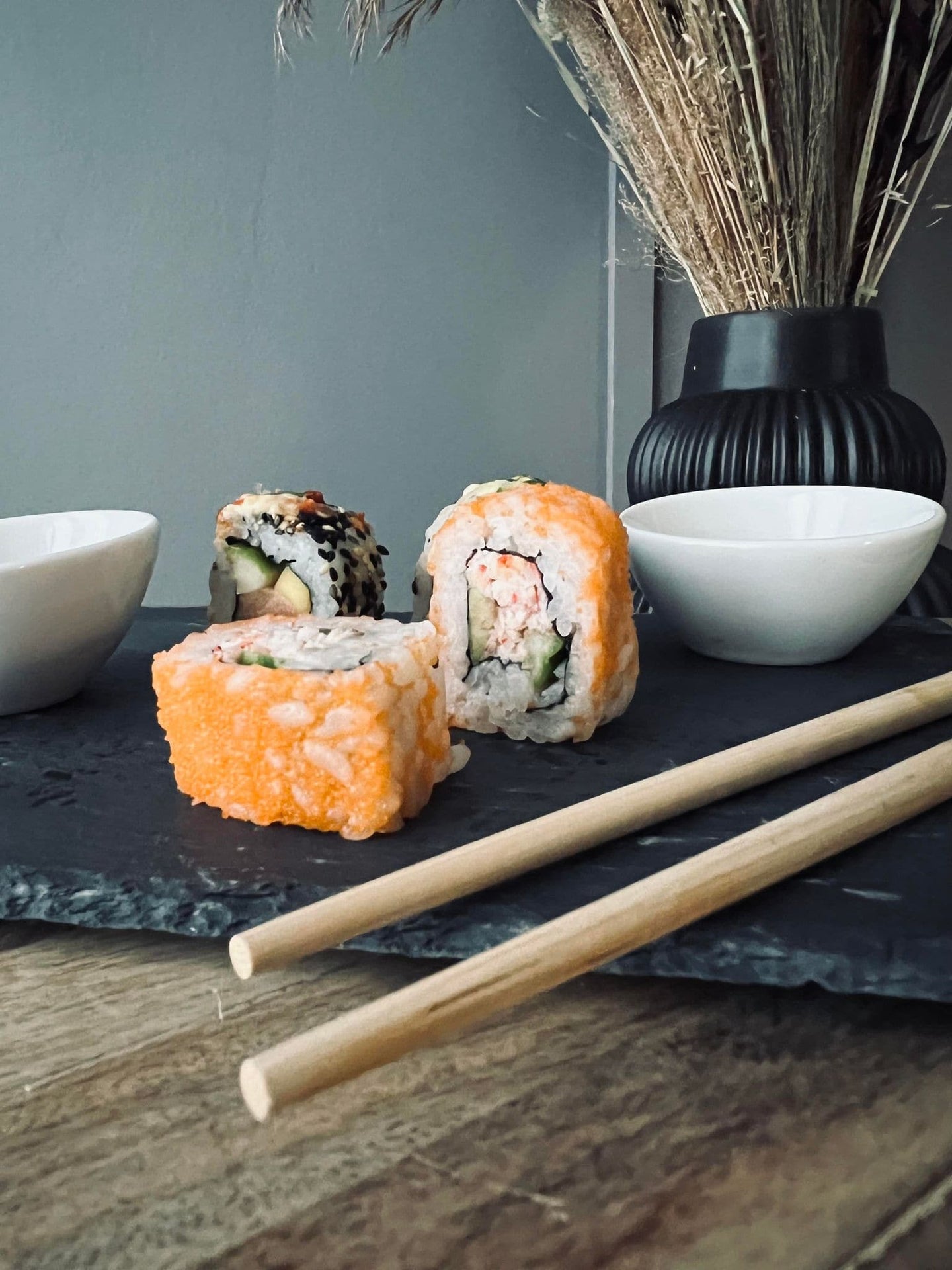 Sushi sæt til 2 personer - VIAMAJA.DK