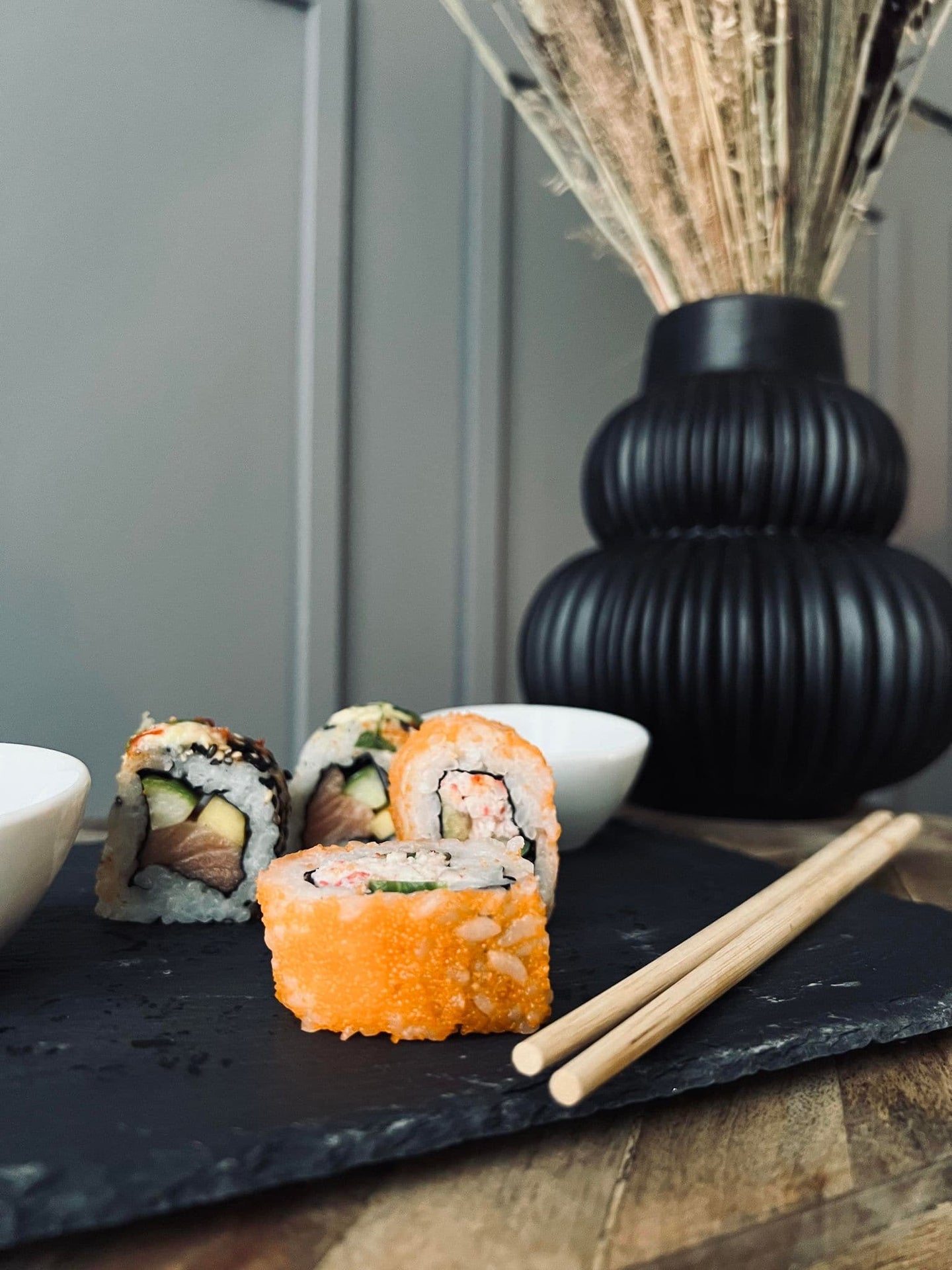 Sushi sæt til 2 personer - VIAMAJA.DK