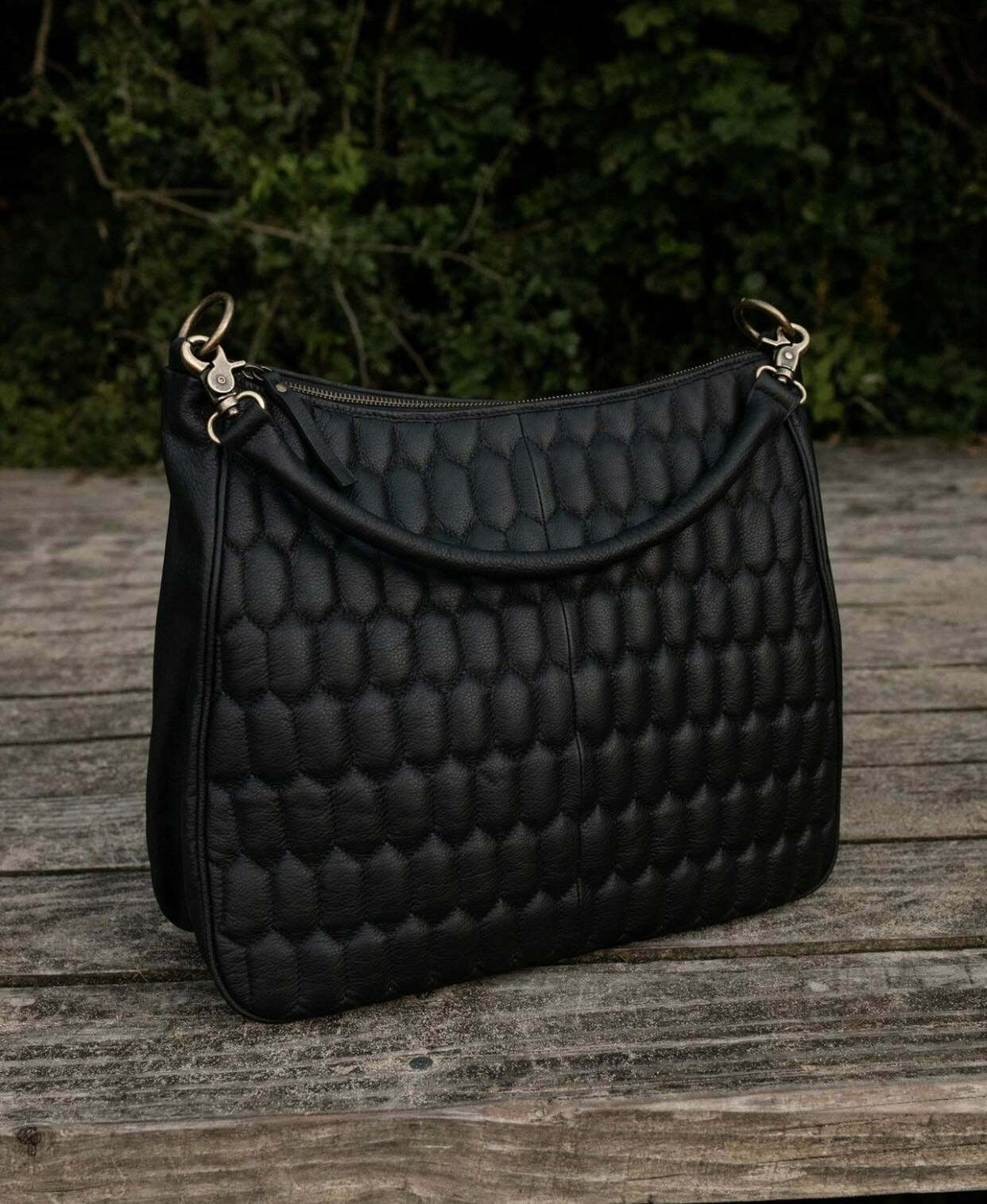 Taske BLACK QUILT - 2 taskeremme medfølger - VIAMAJA.DK