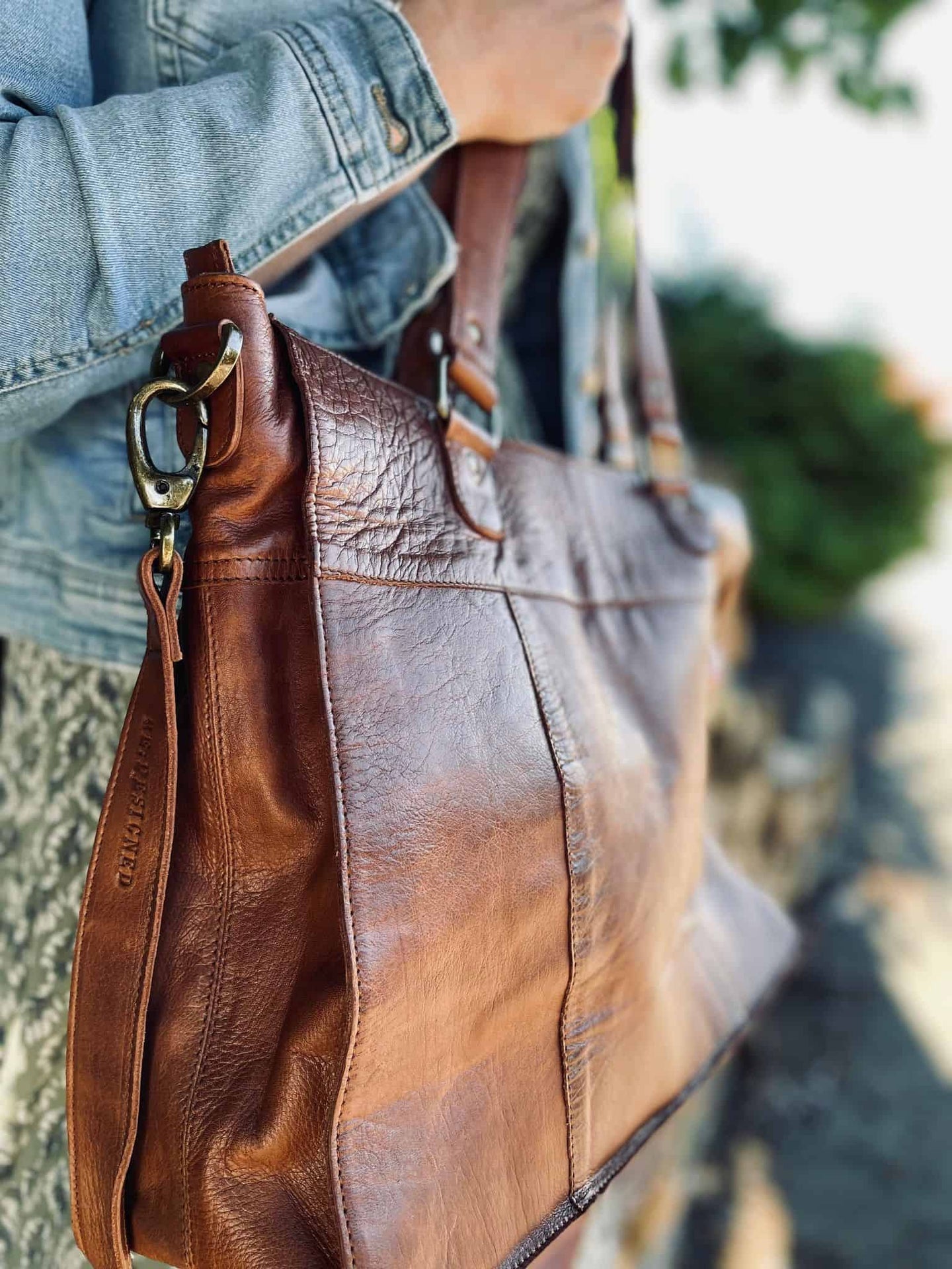 Taske MARY - Walnut - VIAMAJA.DK