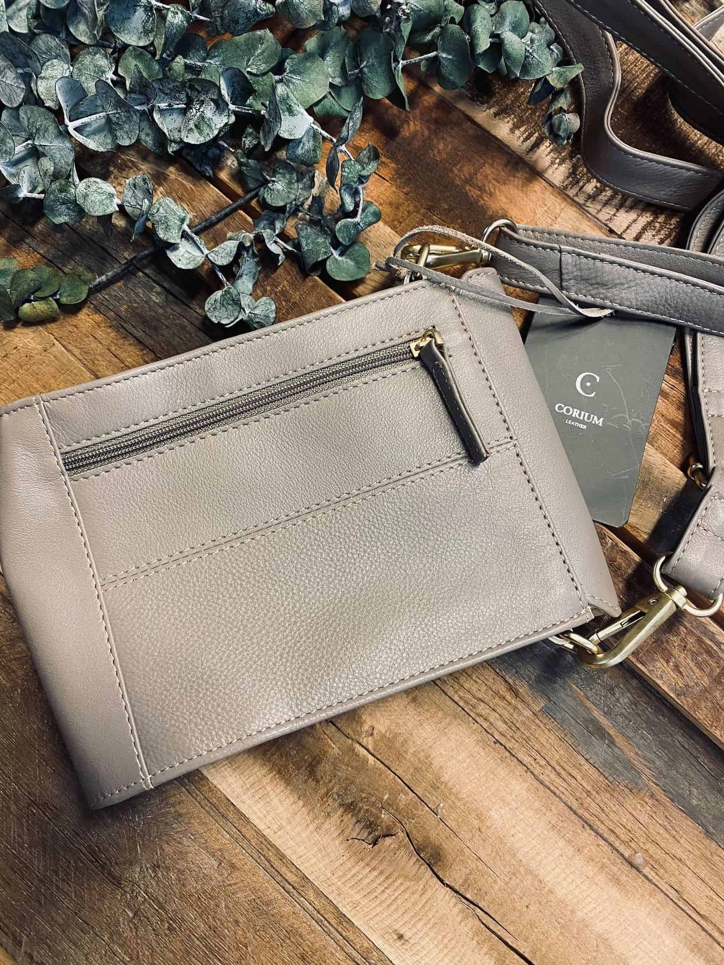 Taske MILLE crossbody – Taube skind - VIAMAJA.DK
