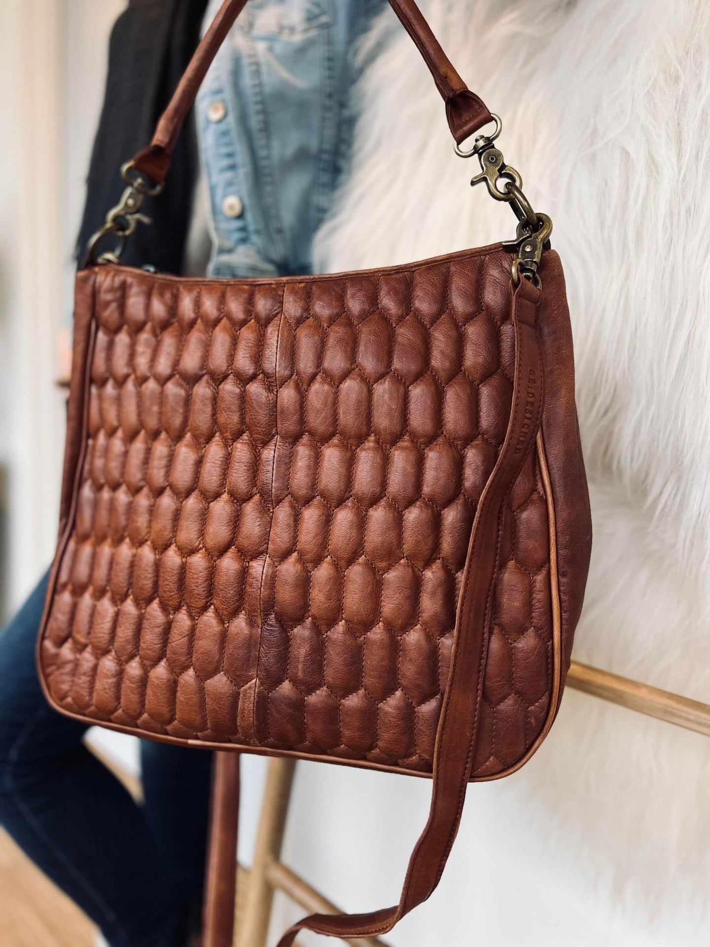 Taske WALNUT QUILT - 2 taskeremme medfølger - VIAMAJA.DK