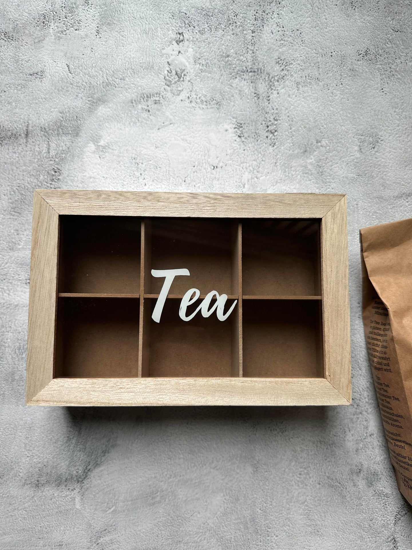 Tebox med skrift – Nordic wood - VIAMAJA.DK