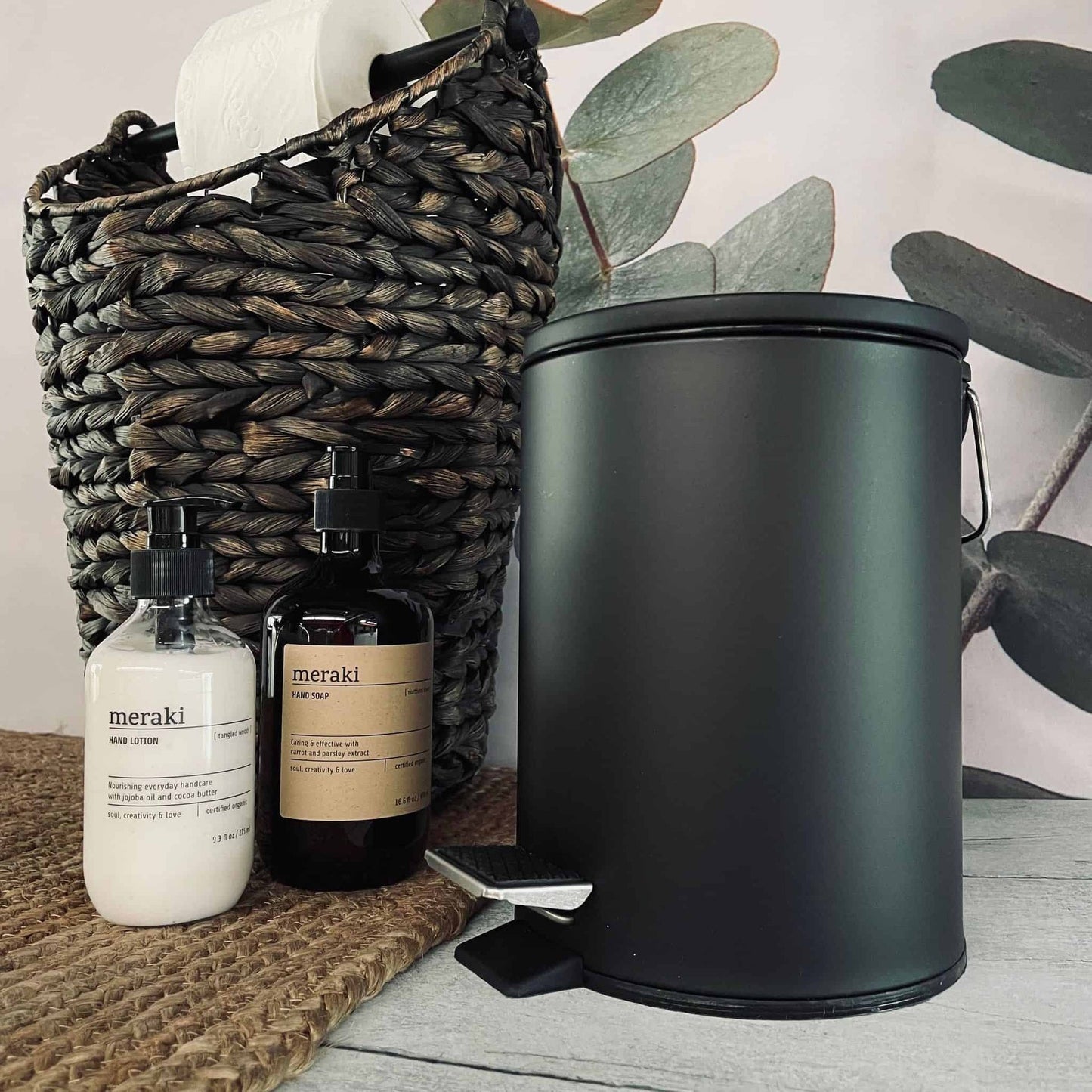 Toiletspand med softclose låg - Sort 3 liter - VIAMAJA.DK