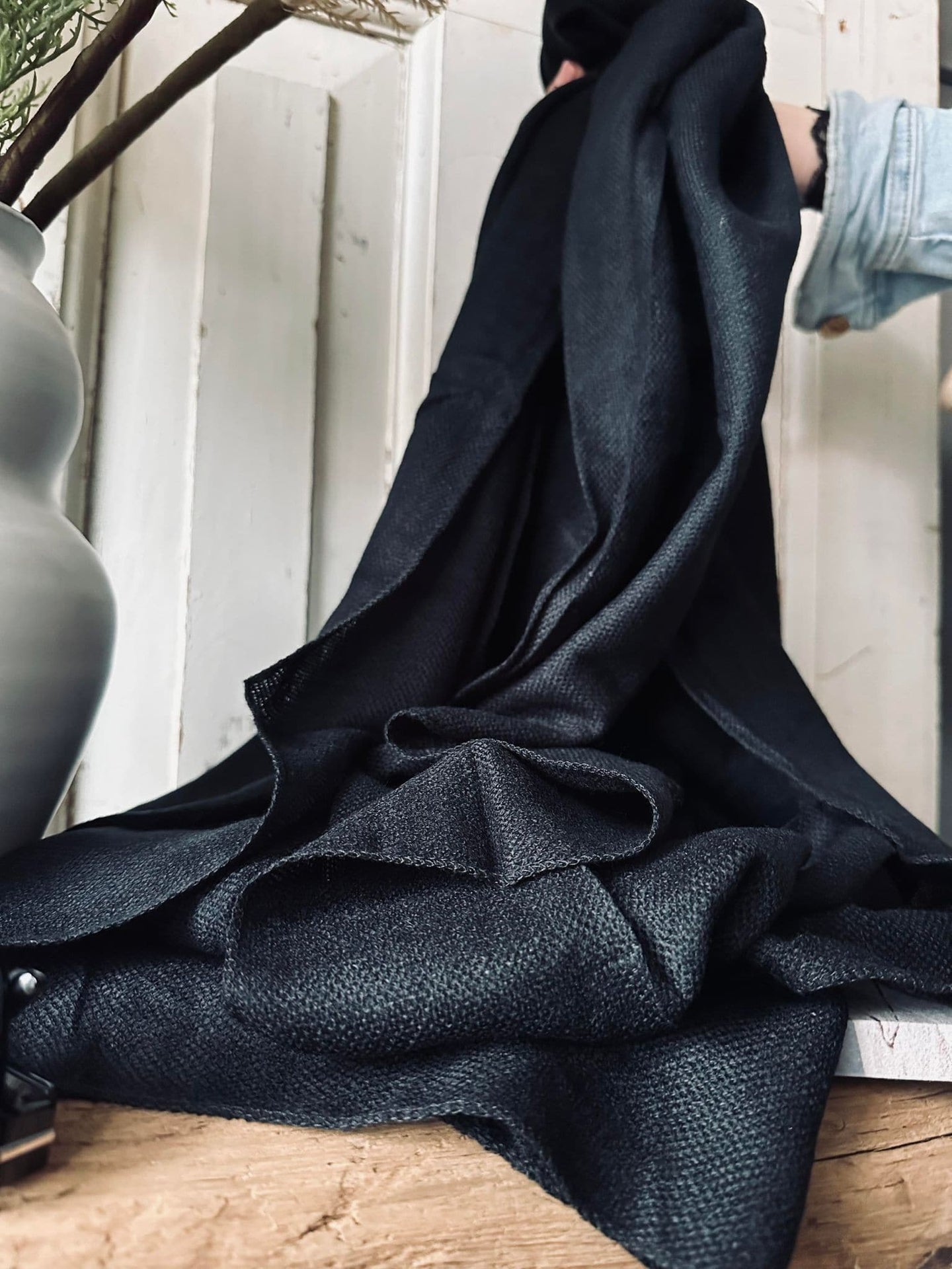 Tørklæde – Ensfarvet Black - VIAMAJA