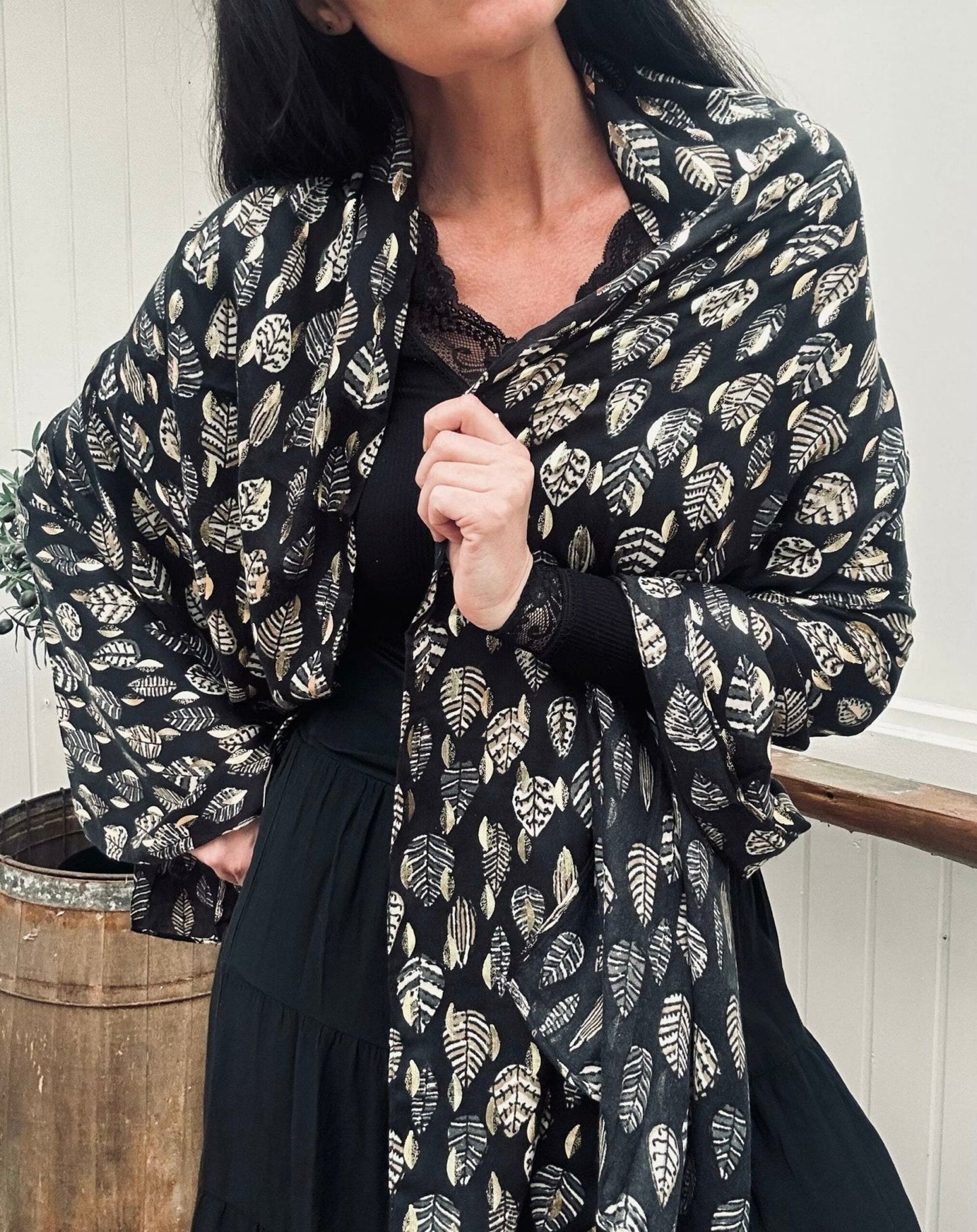 Tørklæde Golden / Black - VIAMAJA.DK