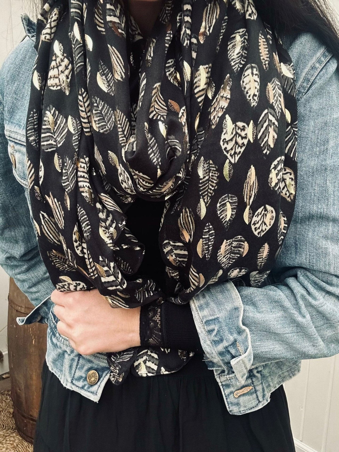 Tørklæde Golden / Black - VIAMAJA.DK