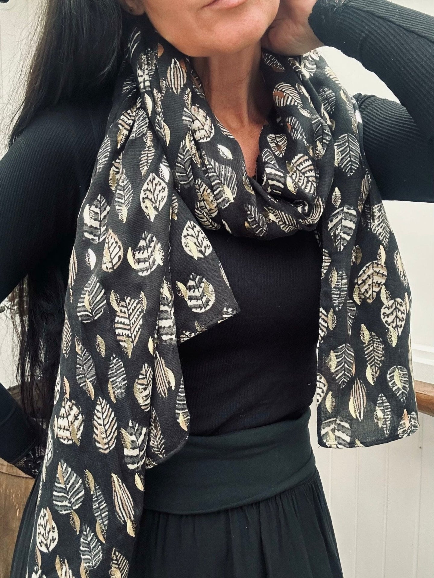 Tørklæde Golden / Black - VIAMAJA.DK