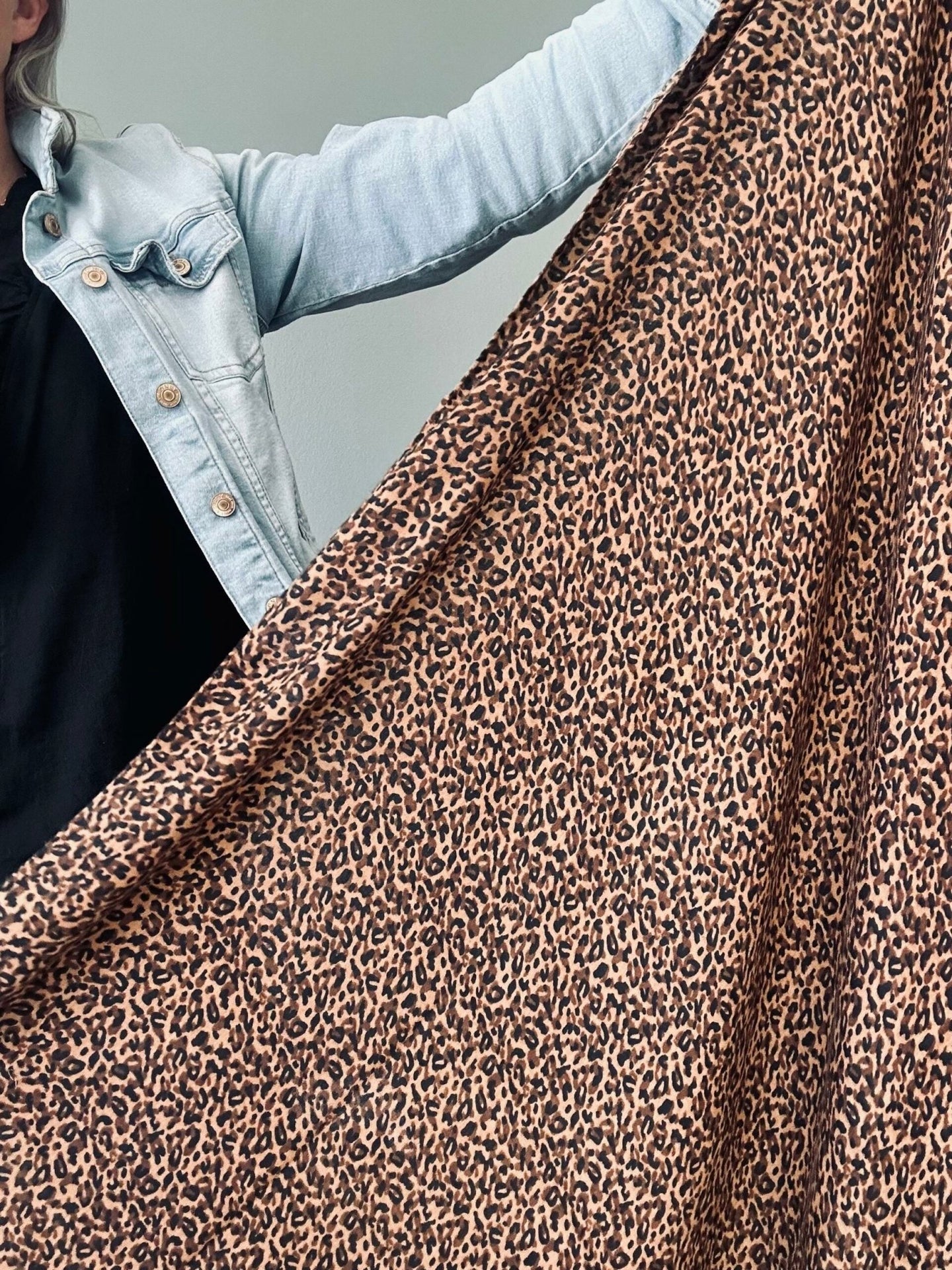 Tørklæde Leopard - VIAMAJA.DK
