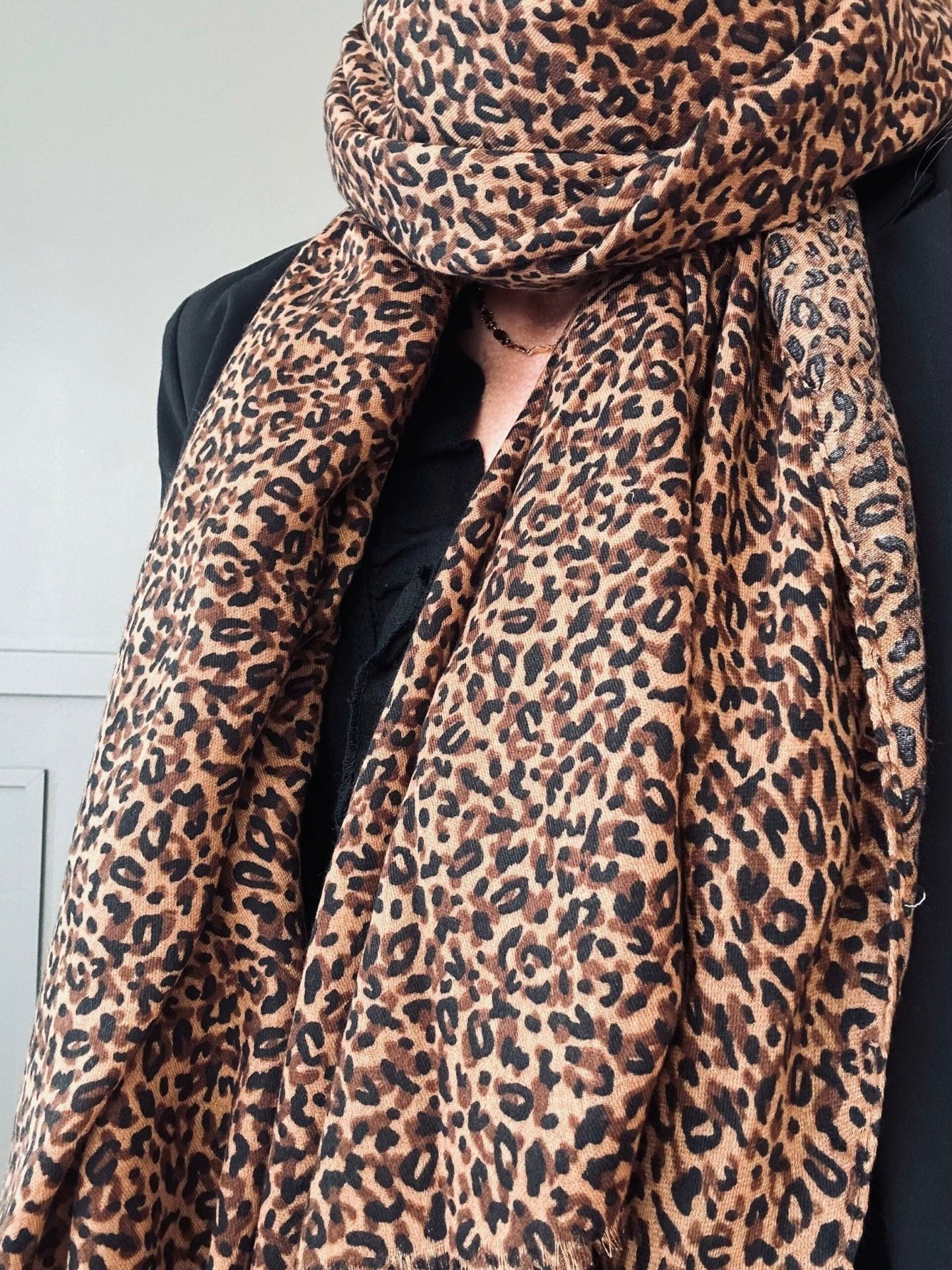 Tørklæde Leopard - VIAMAJA.DK