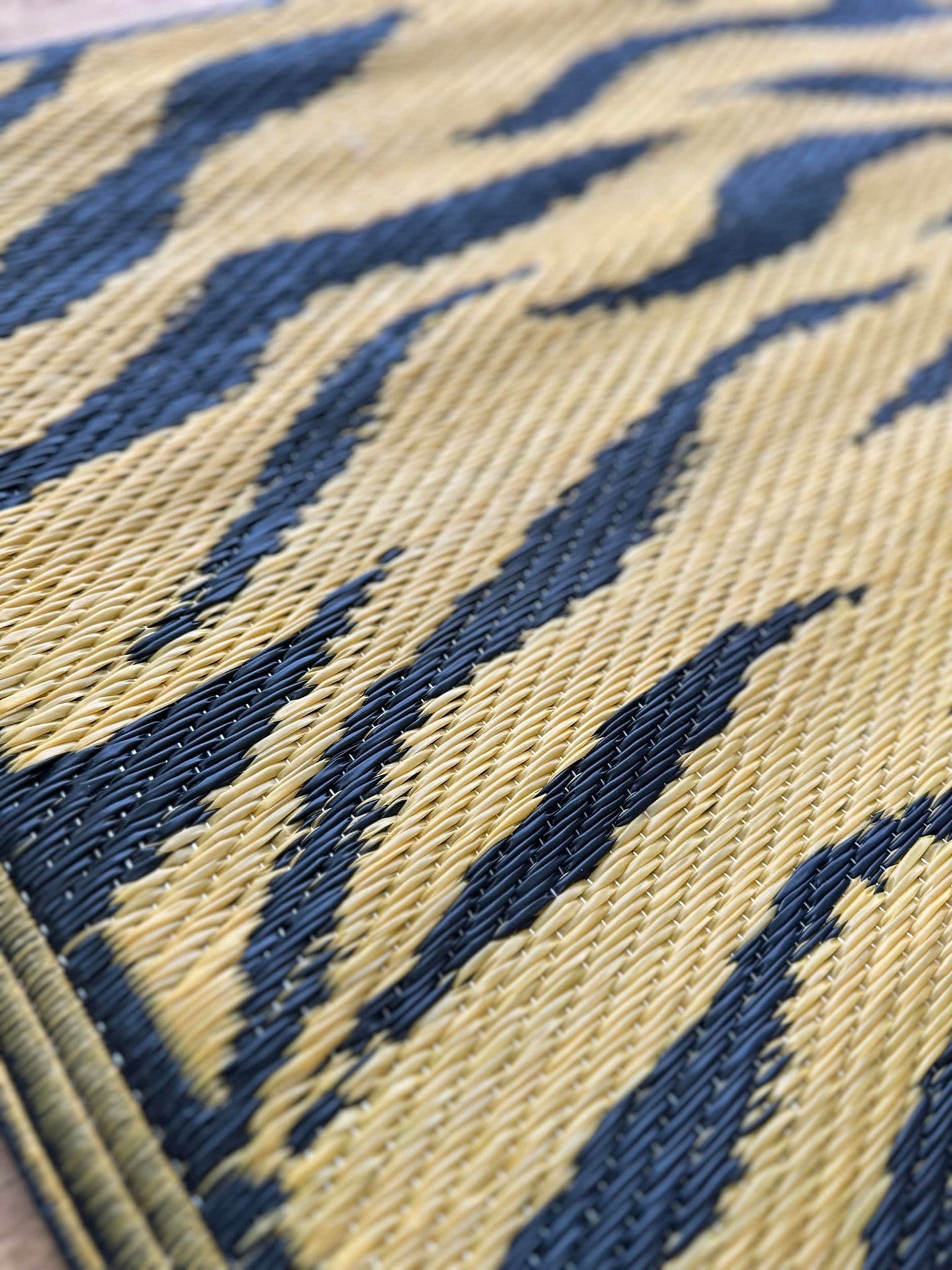 Udendørstæppe - Tiger 240x150 - VIAMAJA.DK