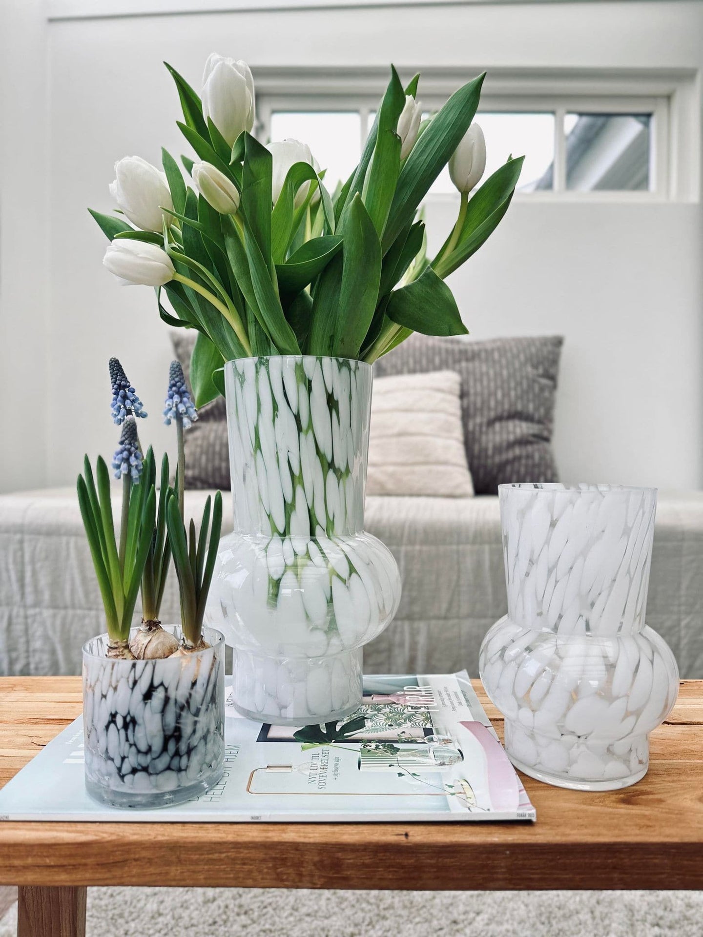 Vase 18cm Mundblæst glas – White - VIAMAJA.DK