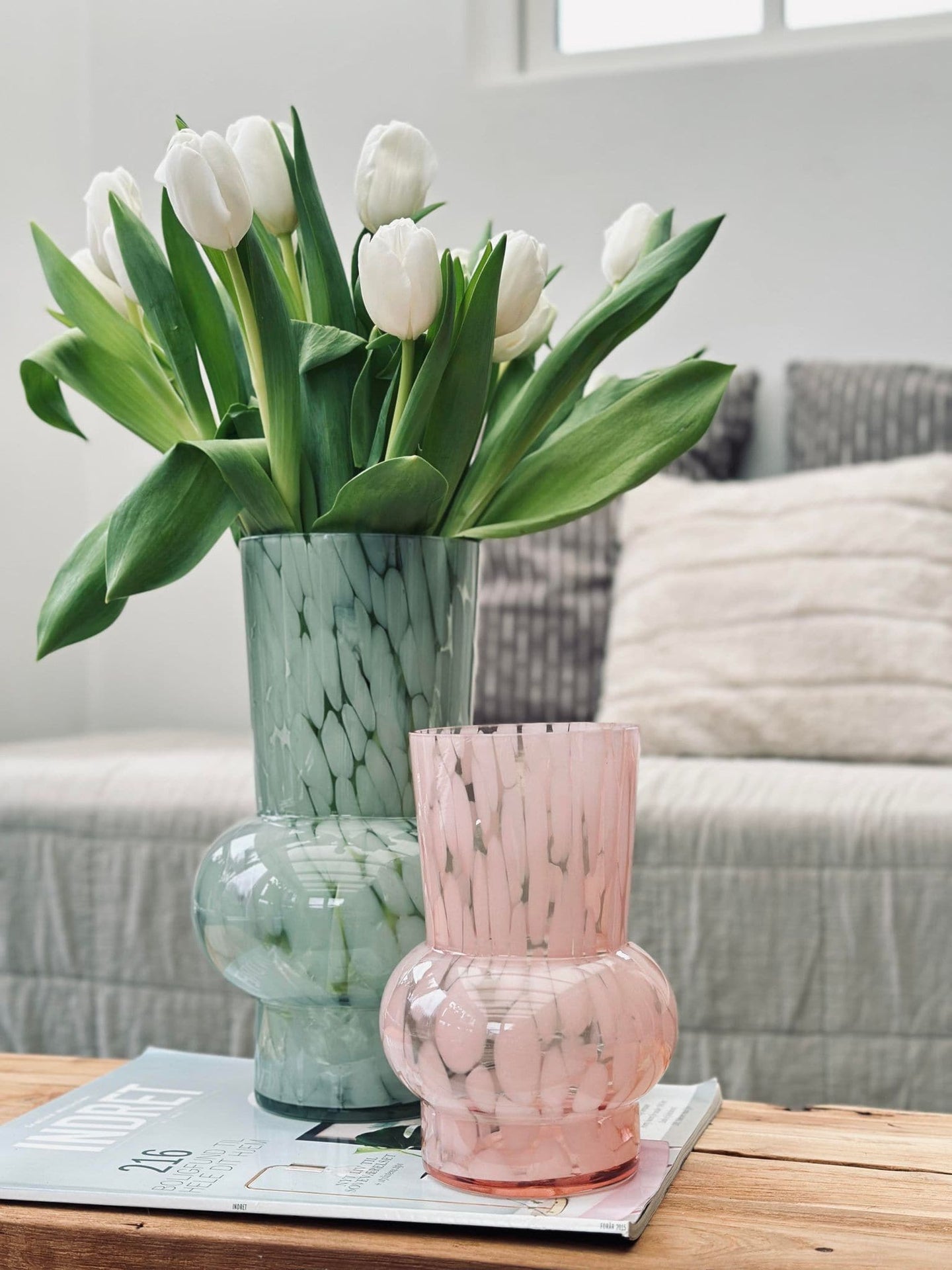 Vase 26cm Mundblæst glas – Green - VIAMAJA.DK