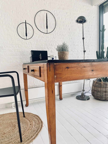 VIAMAJA Cirkel stage – Sort – Ø 30 cm - VIAMAJA.DK