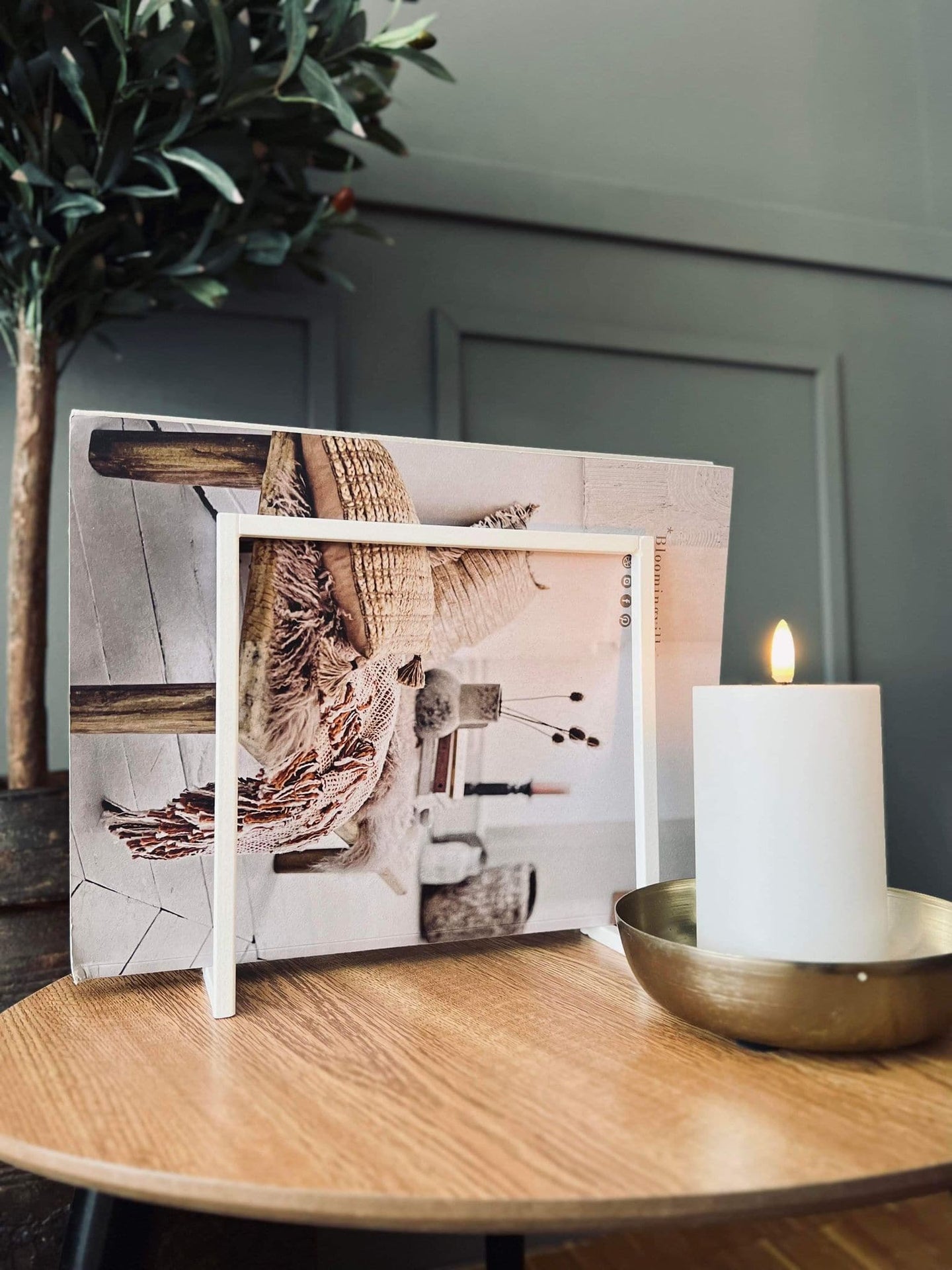 VIAMAJA Magasinholder – Hvid - VIAMAJA.DK