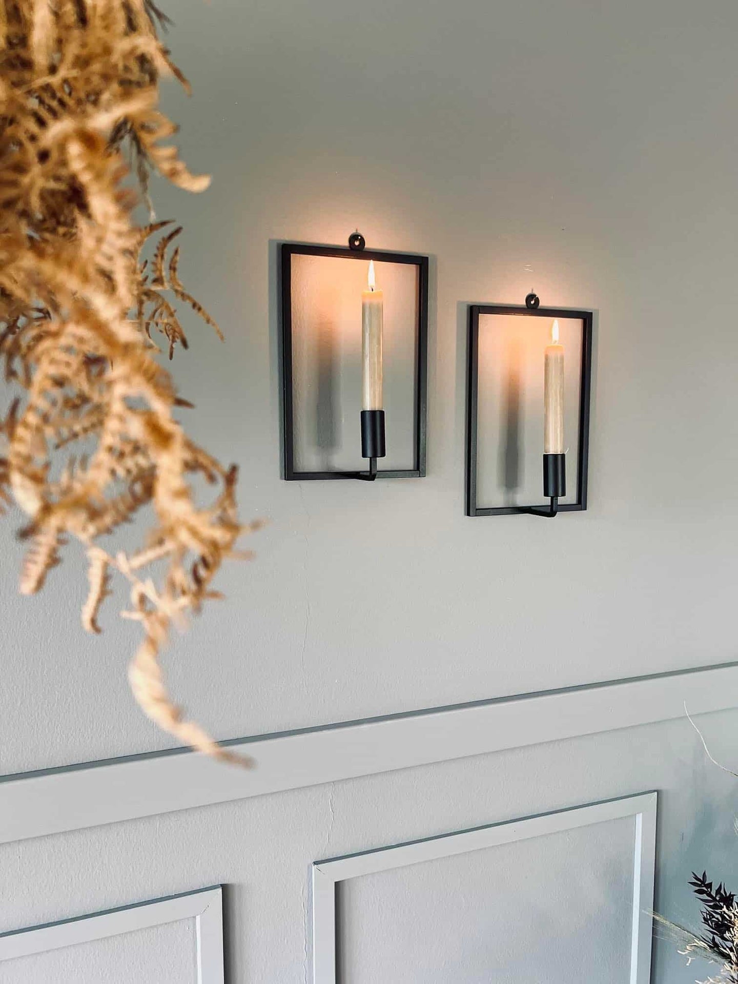 VIAMAJA væghængt stage – Sort - VIAMAJA.DK