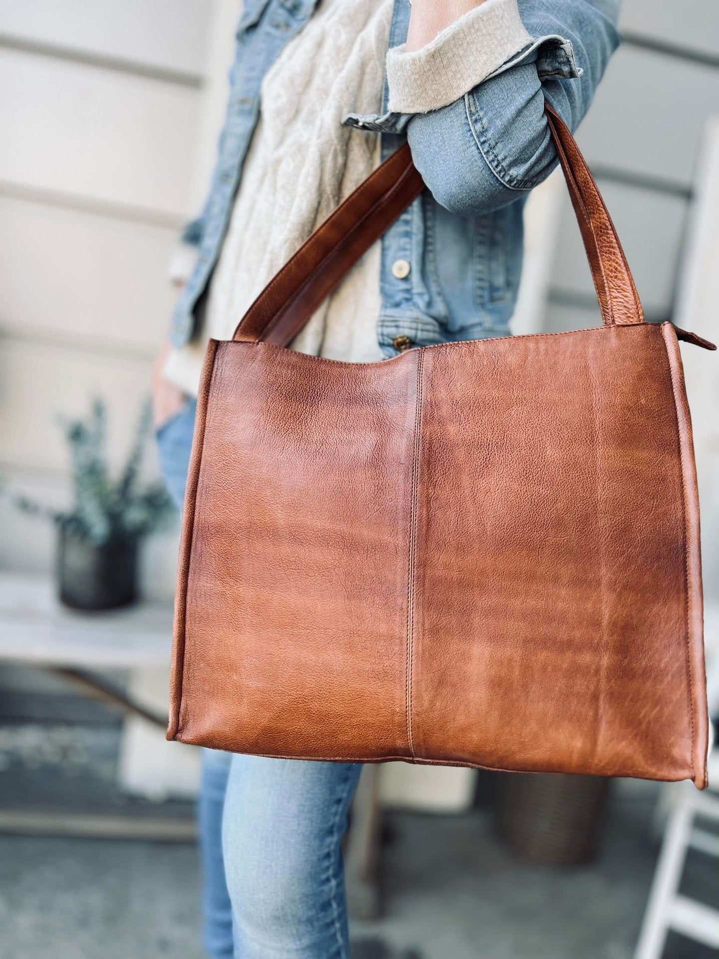 Work / Shopper - Lisa Walnut - VIAMAJA.DK