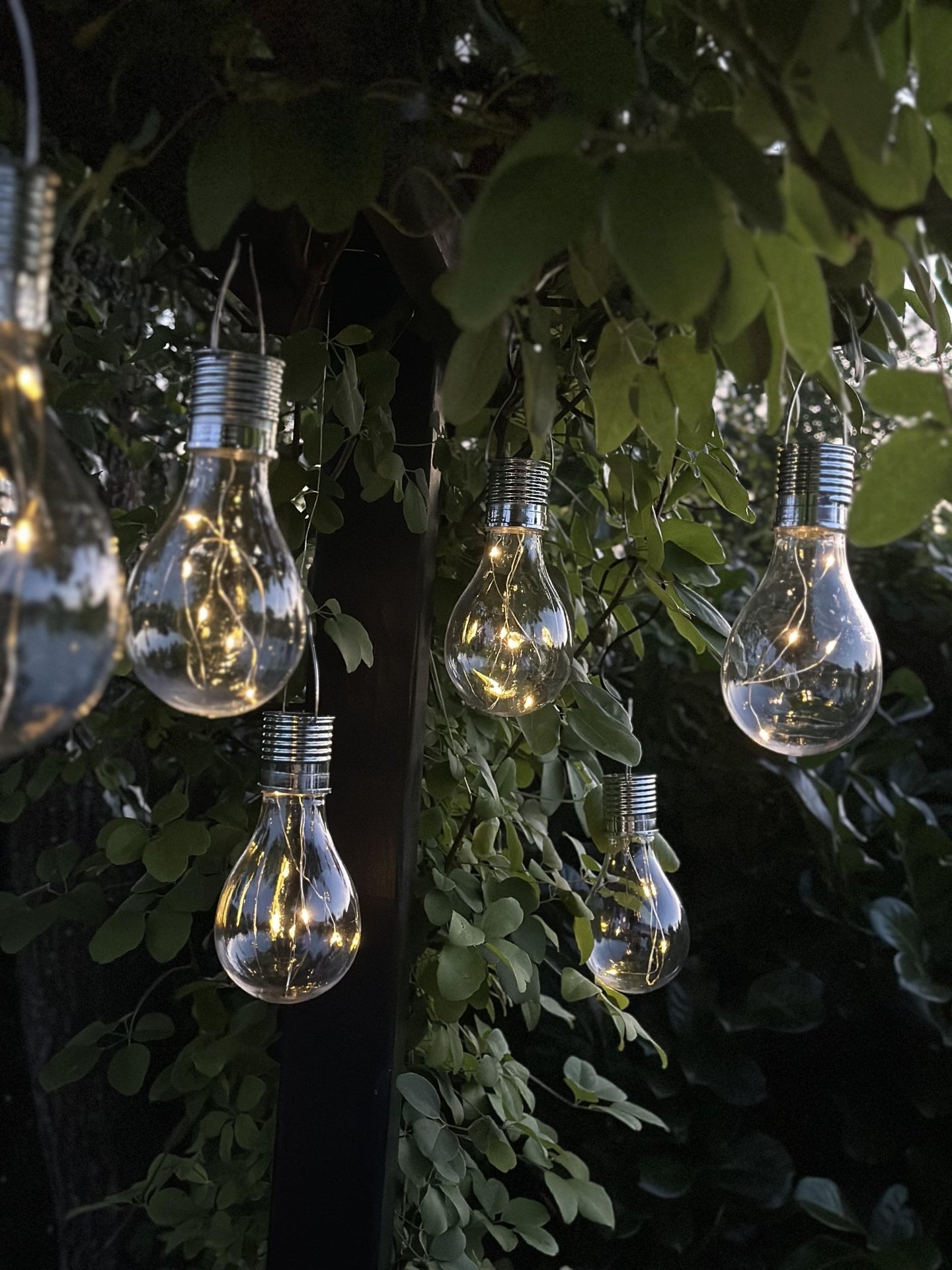 XL lyspære med solceller - Tilbud 4 stk - VIAMAJA.DK