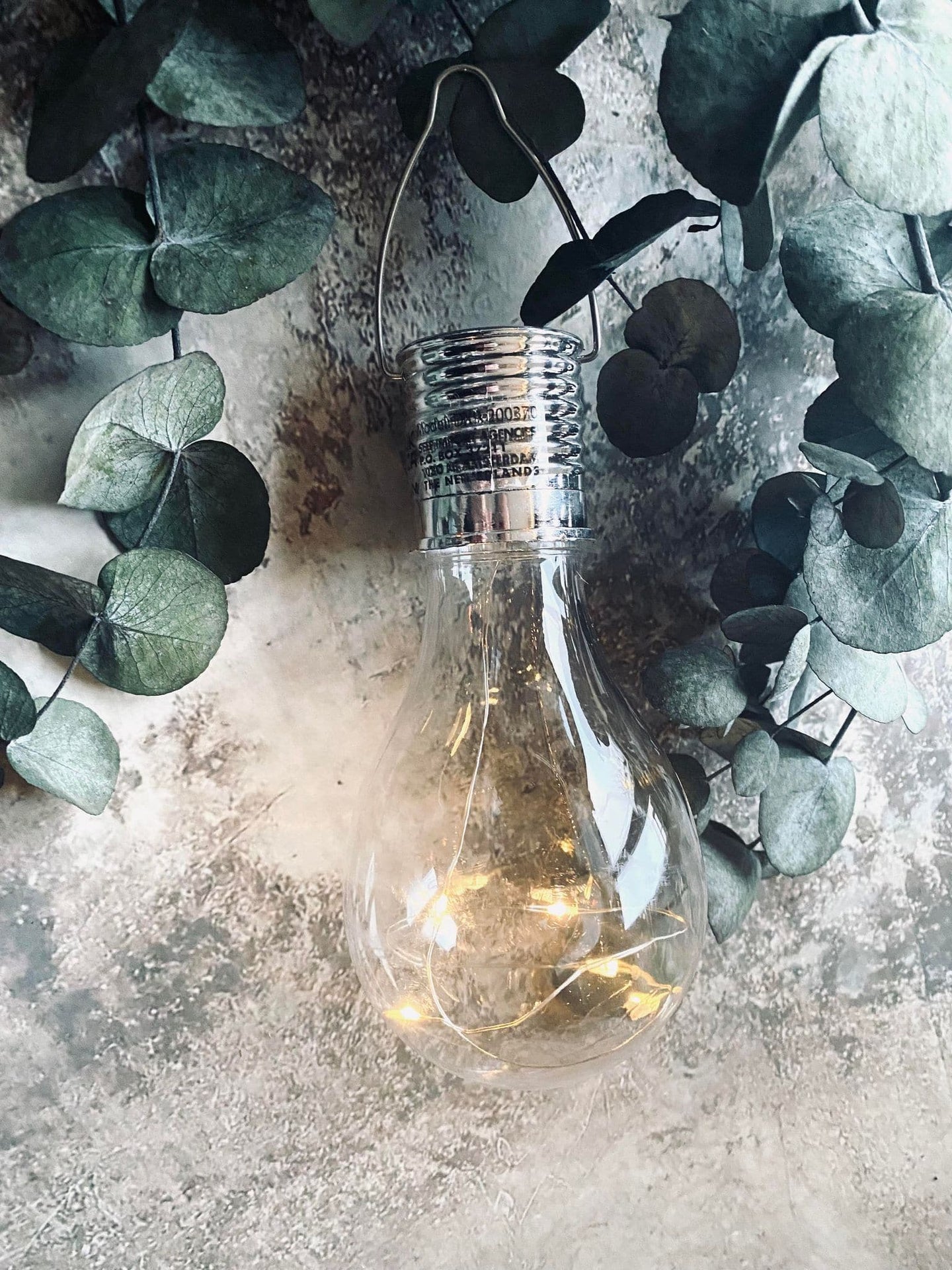 XL lyspære med solceller - Tilbud 4 stk - VIAMAJA.DK