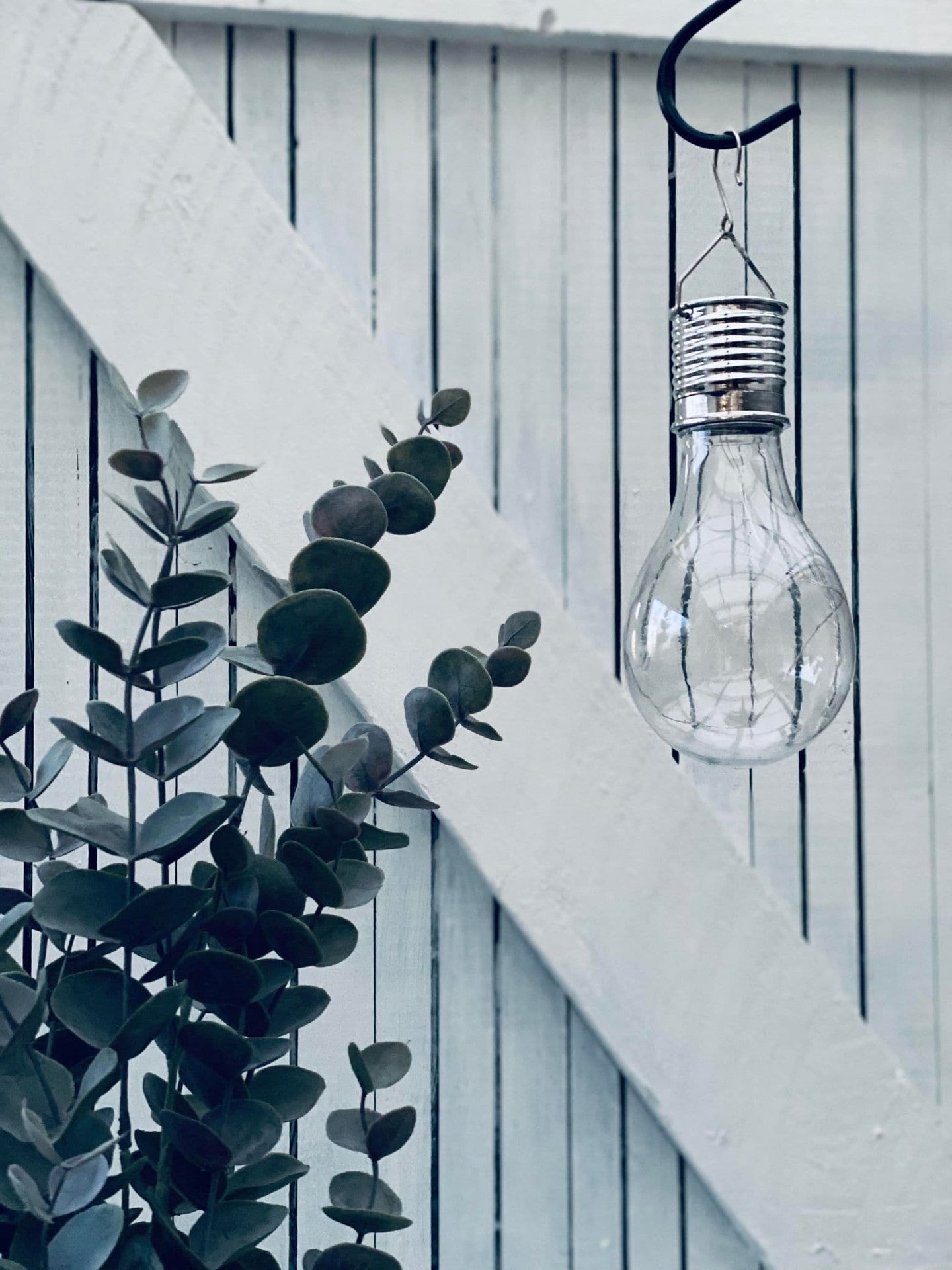 XL lyspære med solceller - Tilbud 4 stk - VIAMAJA.DK