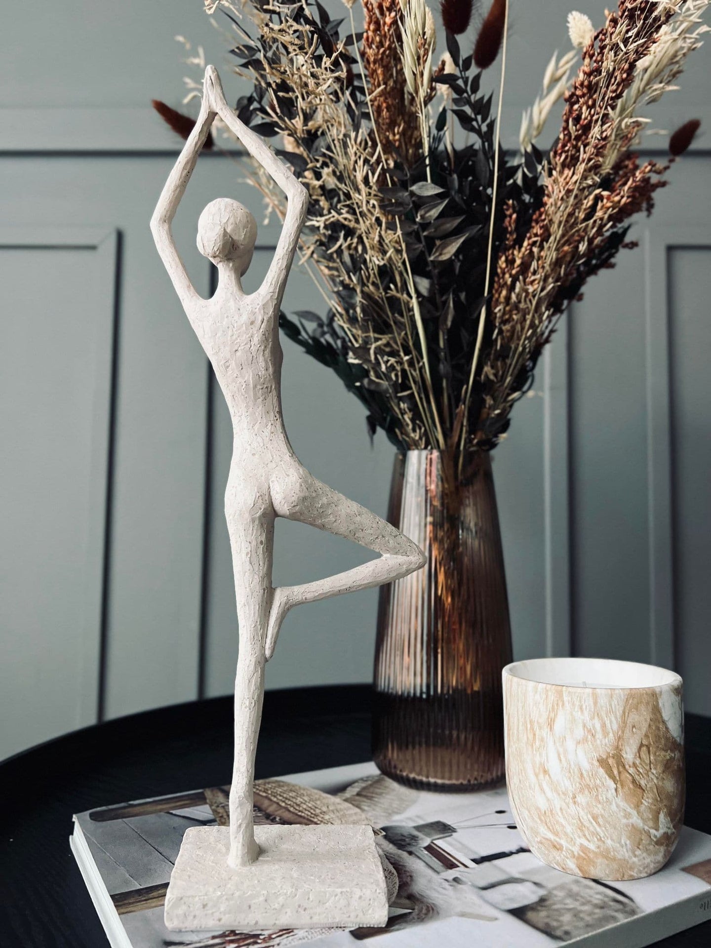 YOGA - White Lady No.2 - VIAMAJA.DK